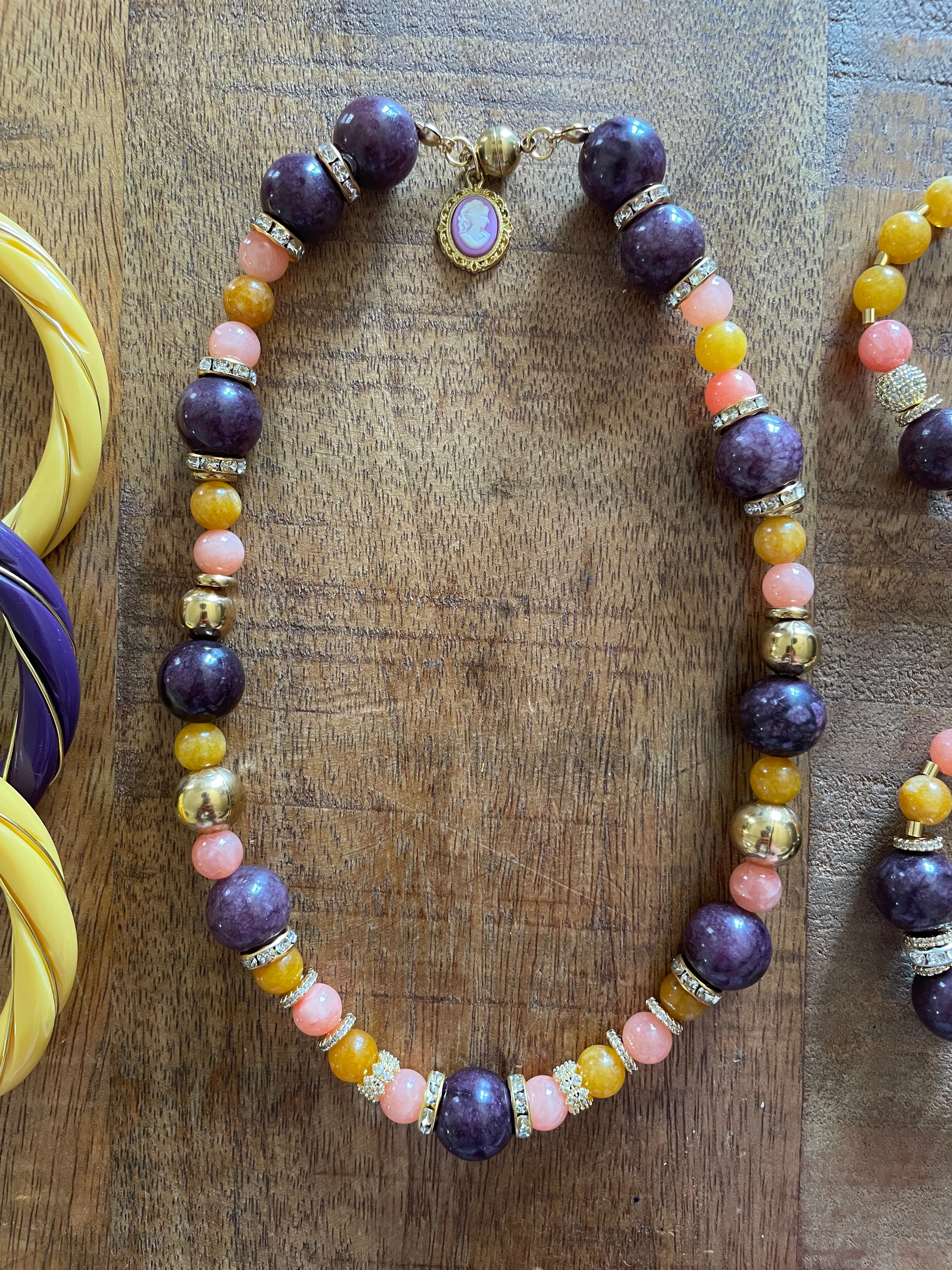 Collier Violettus